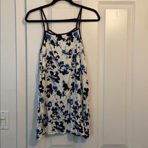 RVCA Girls Blue and white flower dress!